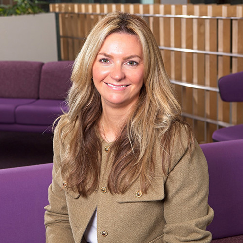 A picture of managment member Kirsty Paterson